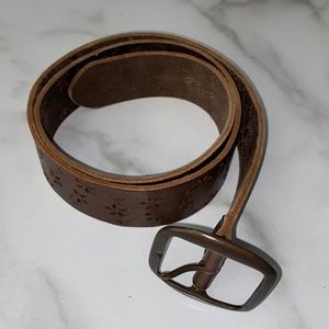 Unbranded Accessories - Floral Tooled Leather Belt - Brown Unbranded Accessories - Floral Tooled Leather Belt - Brown